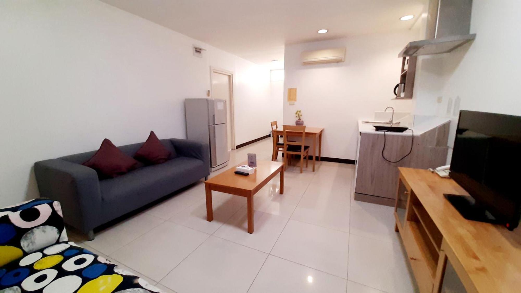 City Plaza Nana Hotel Bangkok Ngoại thất bức ảnh