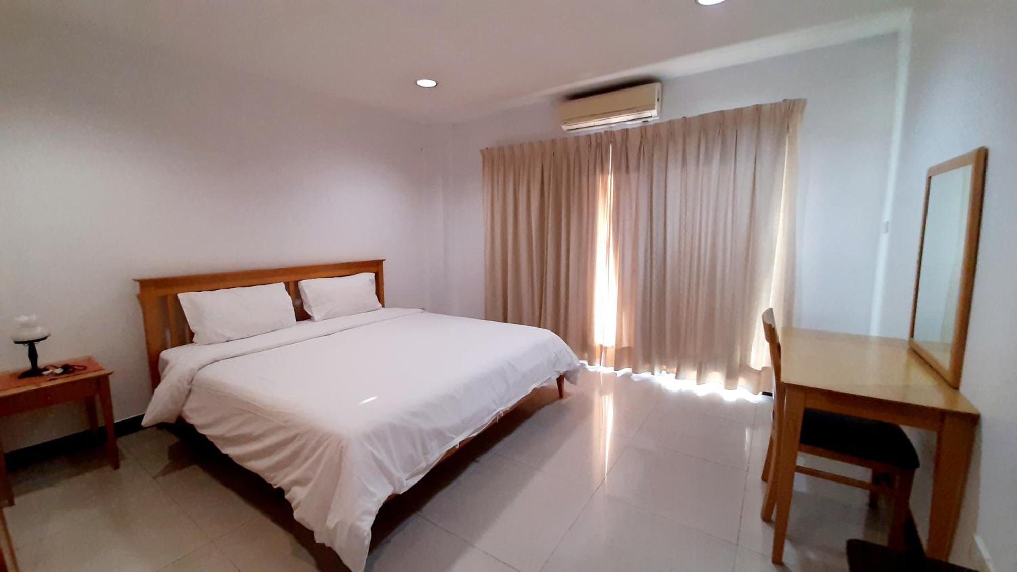 City Plaza Nana Hotel Bangkok Ngoại thất bức ảnh