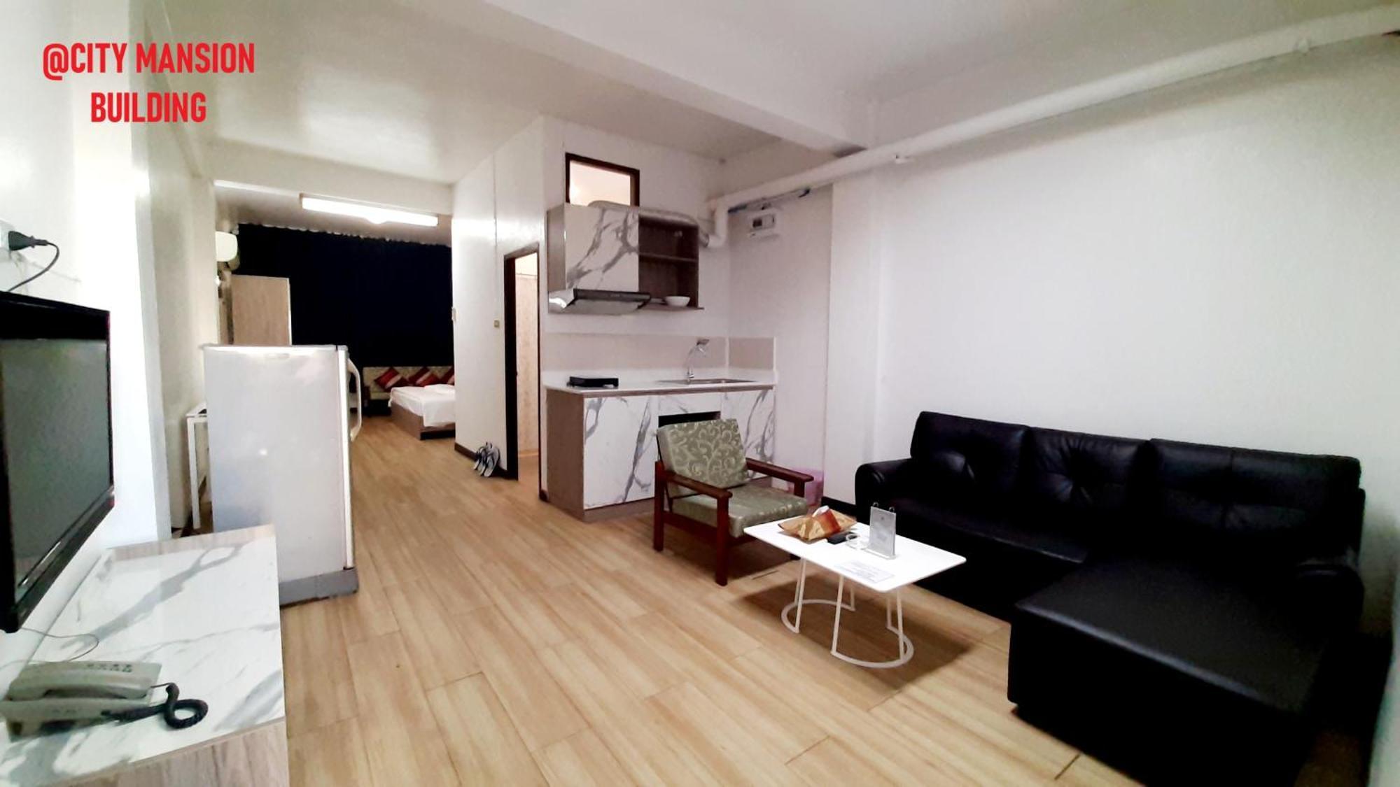 City Plaza Nana Hotel Bangkok Ngoại thất bức ảnh